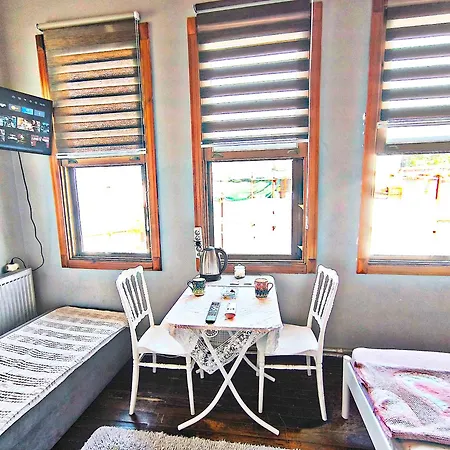 Πανσιόν Konak Apart